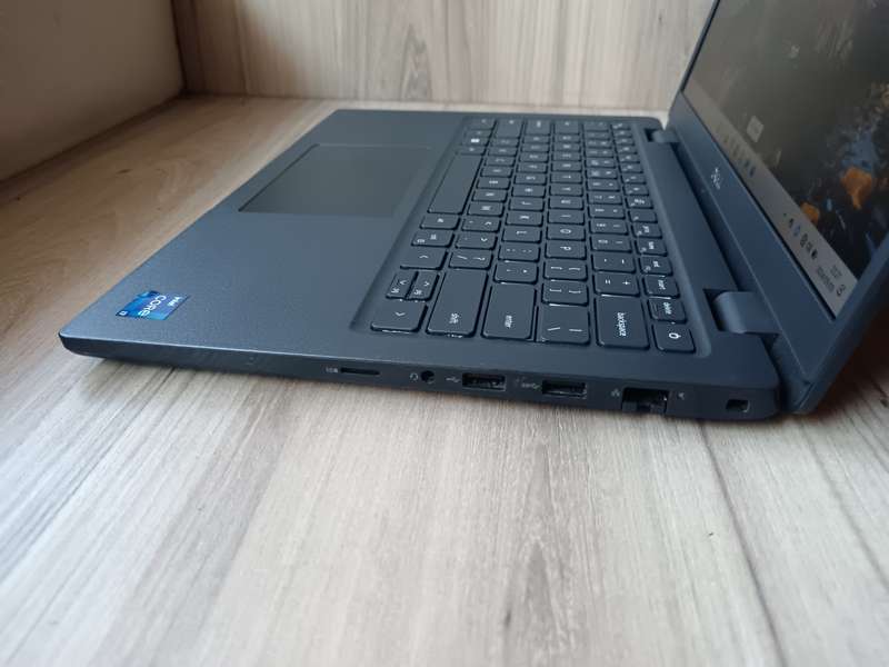 Dell Latitude 3420 Intel Core i7 11th Gen + Free Laptop Bag