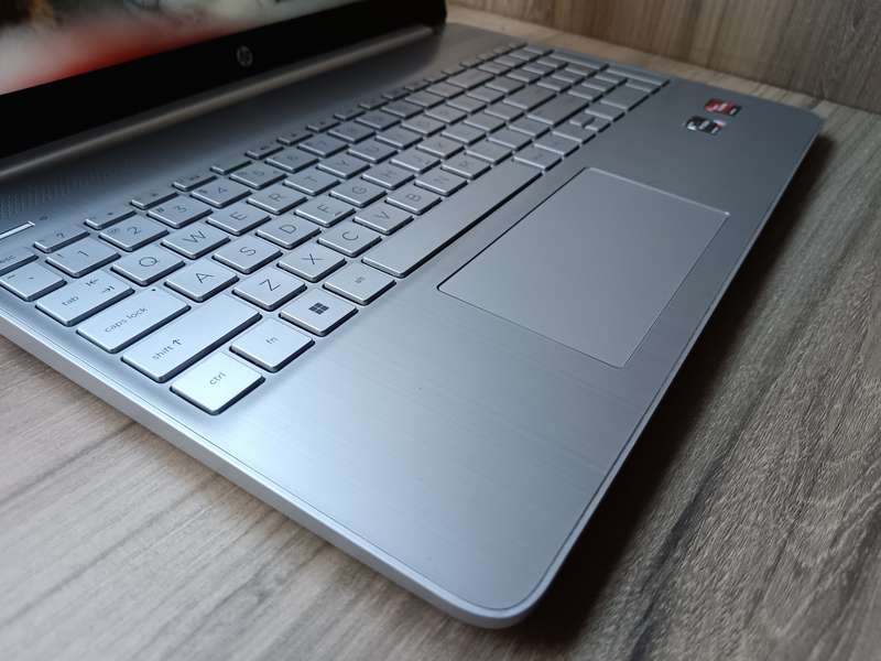 Hp Laptop 15s-eq2xxx AMD Ryzen 5 5500u + Free Laptop Bag