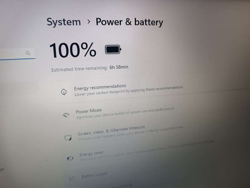 HP 15-fc0008ni AMD Ryzen 3 7320U + Free Laptop Bag