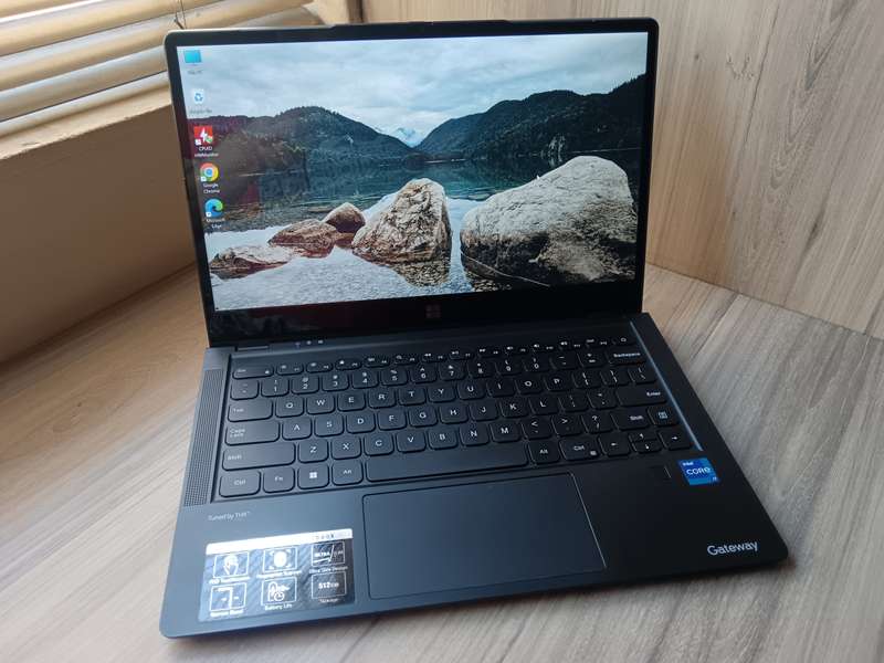 Gateway Touchscreen Intel Core i7 12th Gen + Free Laptop Bag
