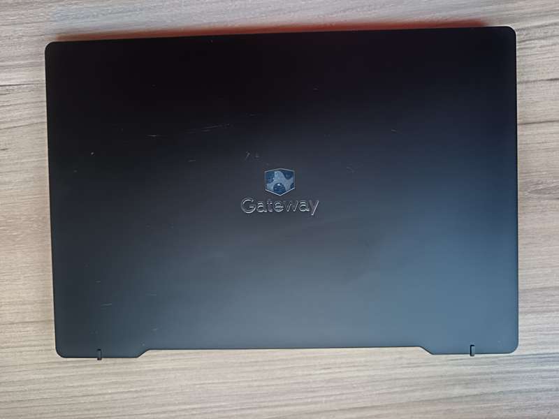 Gateway Touchscreen Intel Core i7 12th Gen + Free Laptop Bag