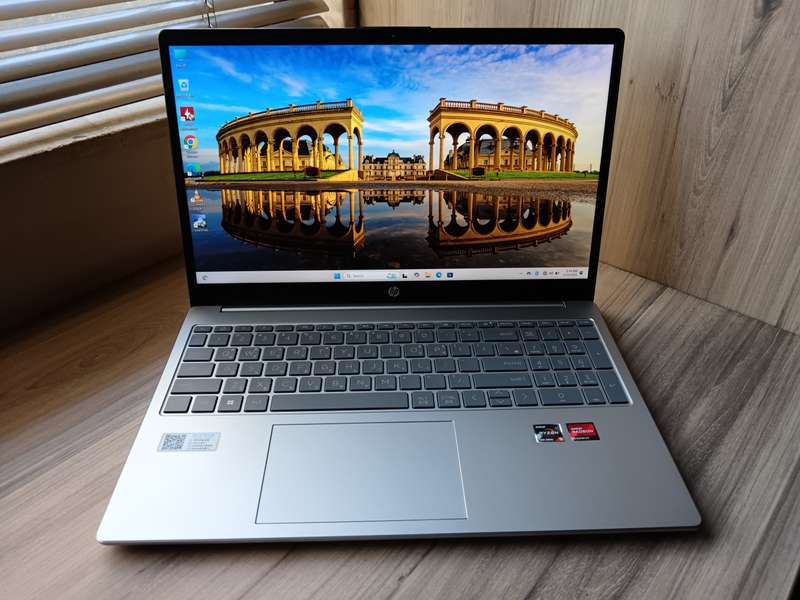 Hp Laptop 15-fc0xxx AMD Ryzen 5 7520u + Free Laptop Bag