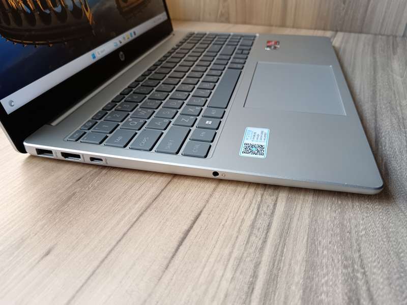 Hp Laptop 15-fc0xxx AMD Ryzen 5 7520u + Free Laptop Bag