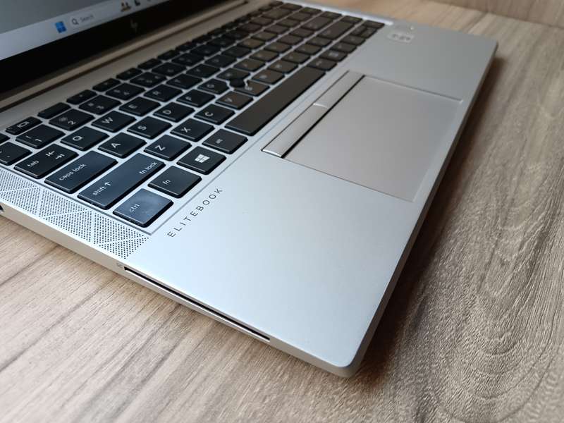 Hp EliteBook 840 G7 Intel Core i7 + Free Laptop Bag