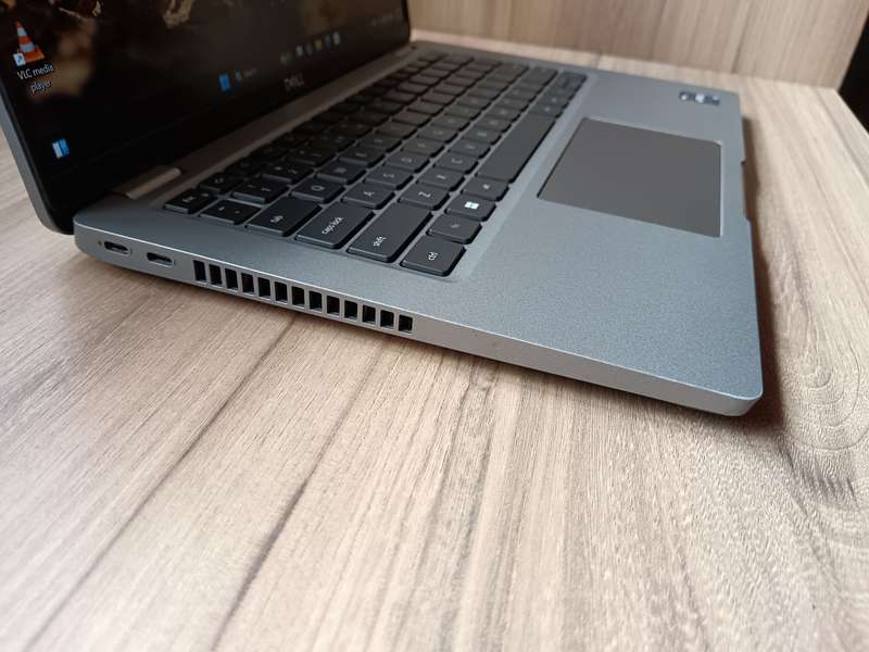 Dell Latitude 5430 i5 12th Gen + Free Laptop Bag