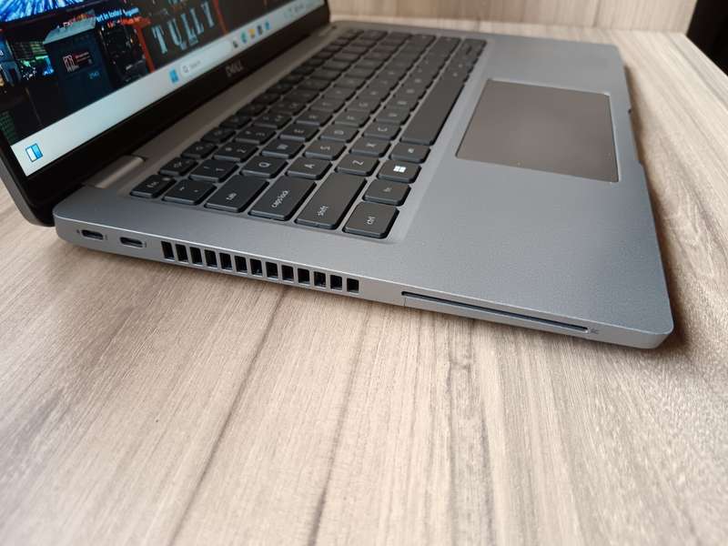Dell Latitude 5430 i5 12th Gen + Free Laptop Bag