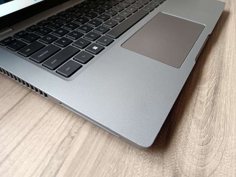 Dell Latitude 5430 i5 12th Gen + Free Laptop Bag
