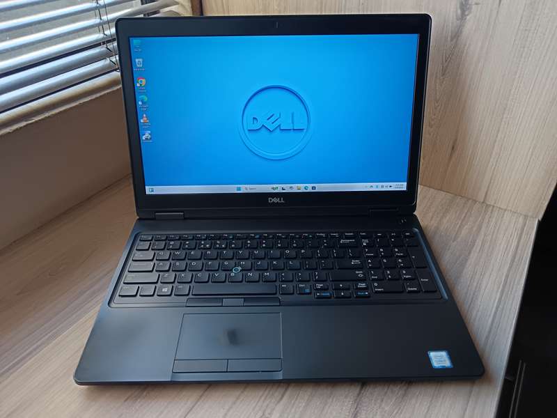 Dell Latitude 5591 Intel Core i7-8850H + Free Laptop Bag