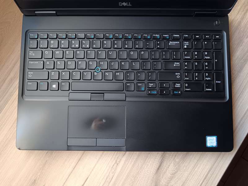 Dell Latitude 5591 Intel Core i7-8850H + Free Laptop Bag