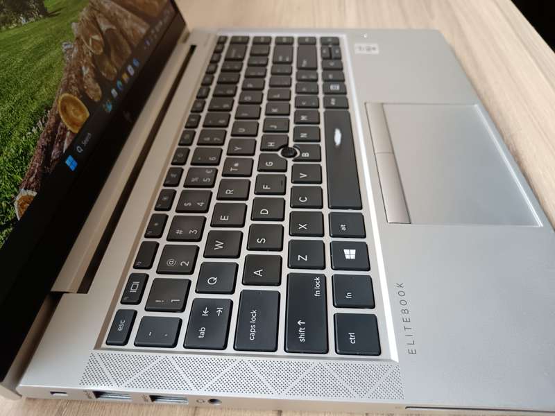 Hp EliteBook 840 G7 Intel Core i5 10th Gen Laptop + Free Bag