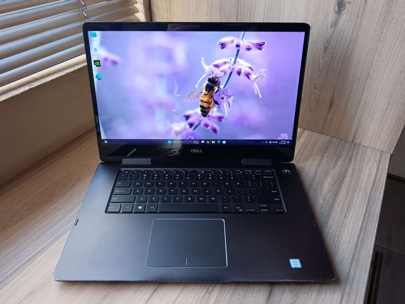 Dell Inspiron 15 7573 2-in-1 Intel Core I7 8th Gen + Free Laptop Bag