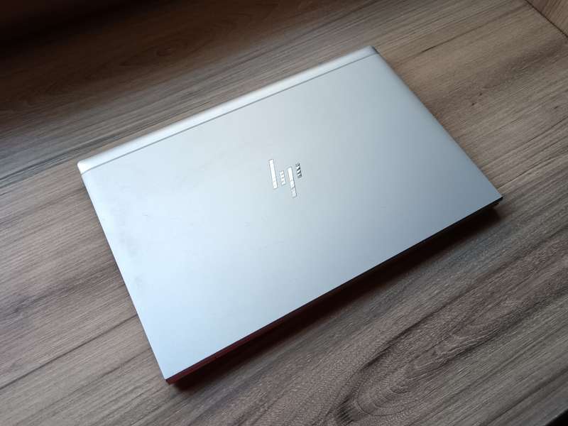 Hp EliteBook 840 G7 Intel Core i7 + Free Laptop Bag
