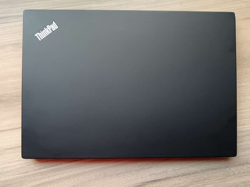 Lenovo ThinkPad T14 Gen 2 AMD Ryzen 5 Pro + Free Laptop Bag