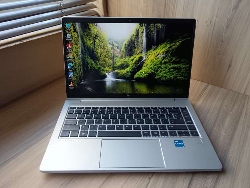 HP EliteBook 640 G9 Intel Core i5 12th Gen + Free Laptop Bag