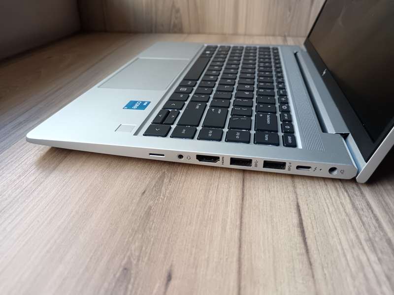 HP EliteBook 640 G9 Intel Core i5 12th Gen + Free Laptop Bag