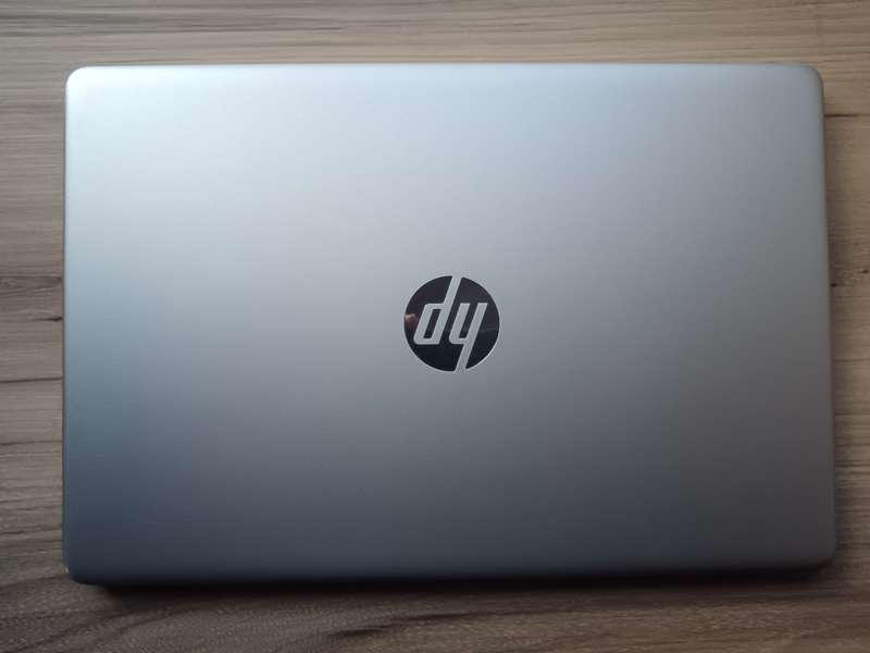 Hp Laptop 15s-eq2xxx AMD Ryzen 5 5500u + Free Laptop Bag