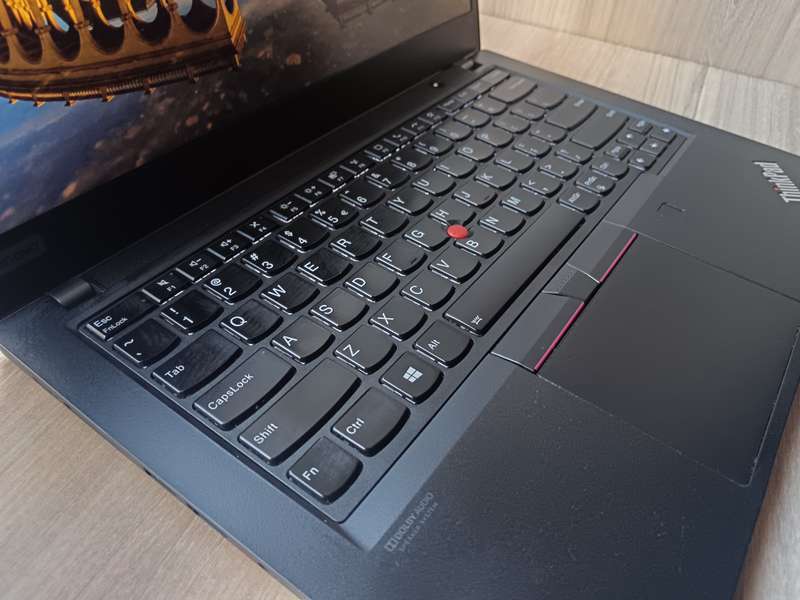 Lenovo ThinkPad T14 Intel Core I5 10th Gen + Free Laptop Bag
