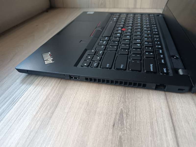 Lenovo ThinkPad T14 Intel Core I5 10th Gen + Free Laptop Bag