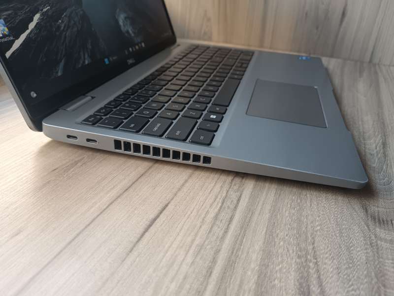 Dell Latitude 5530 Intel Core I5 12th Gen+ Free Laptop Bag