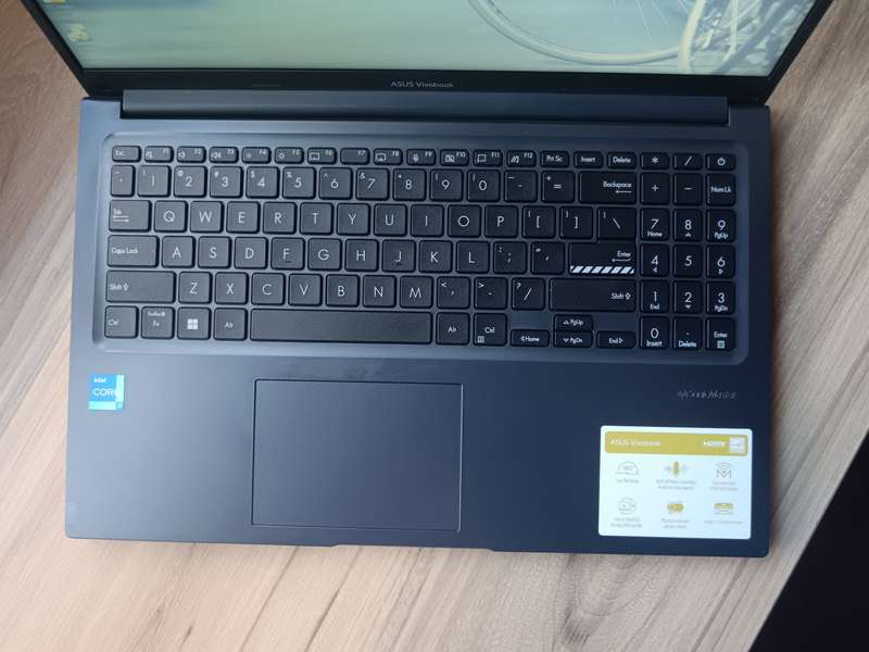 ASUS Vivobook 15 X1502 Intel® Core i7-12700H + Free Laptop Bag