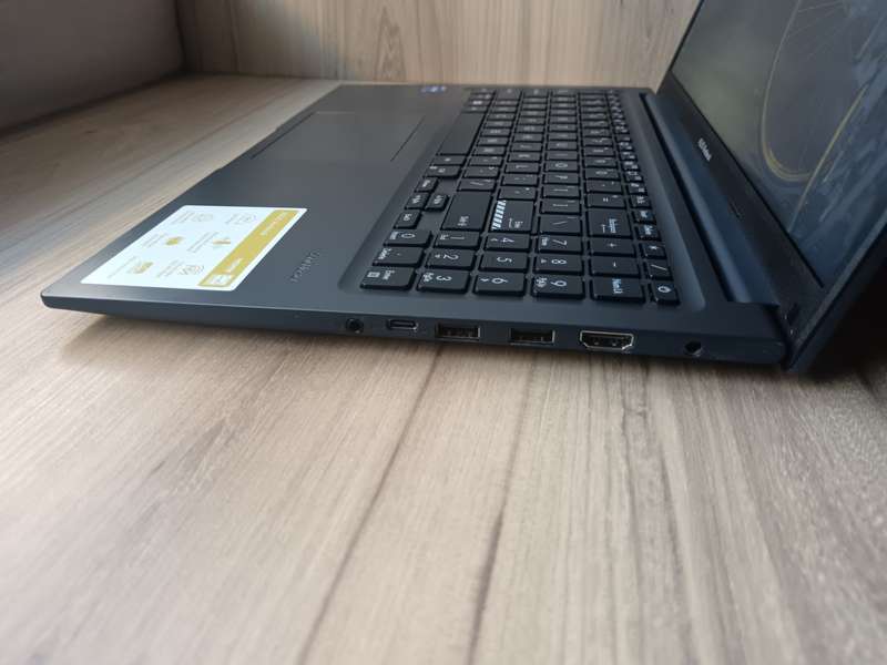 ASUS Vivobook 15 X1502 Intel® Core i7-12700H + Free Laptop Bag