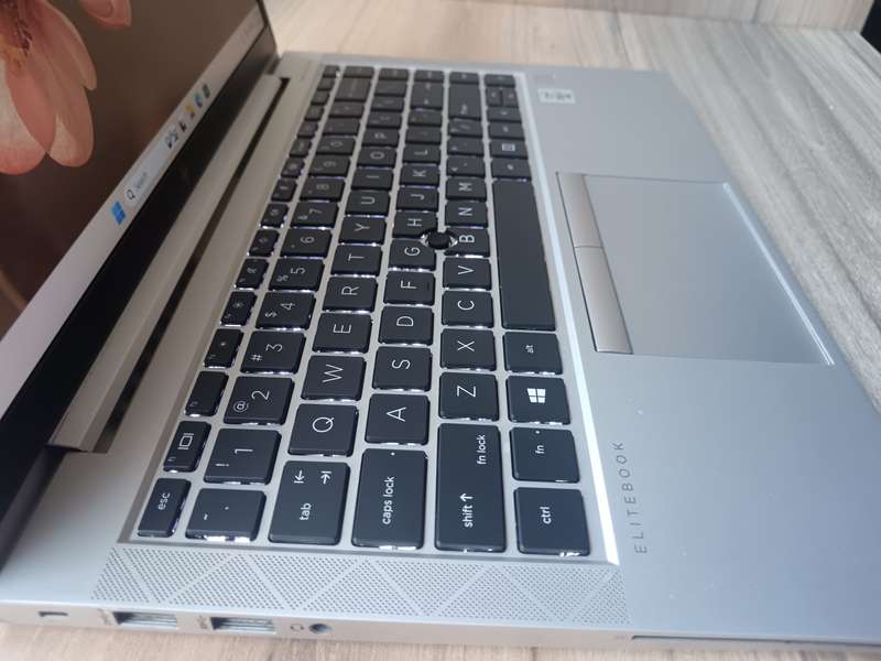 Hp EliteBook 840 G7 Intel Core i7 + Free Laptop Bag