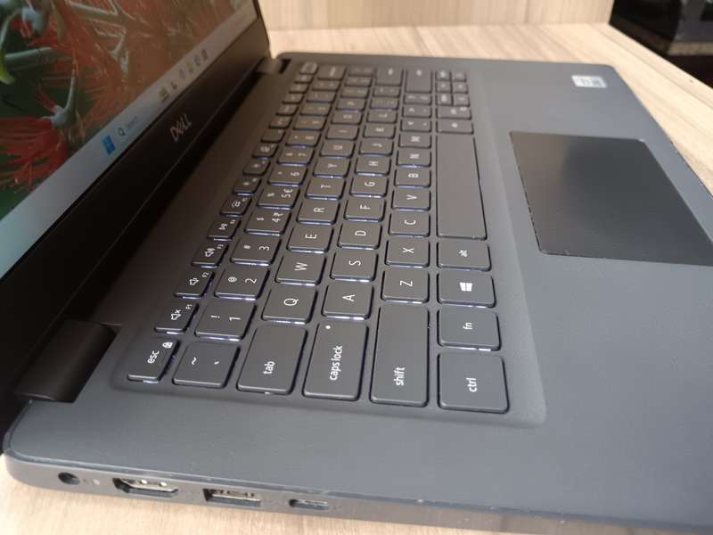 Dell Latitude 3410 Intel Core i7 10th Gen + Free Laptop Bag