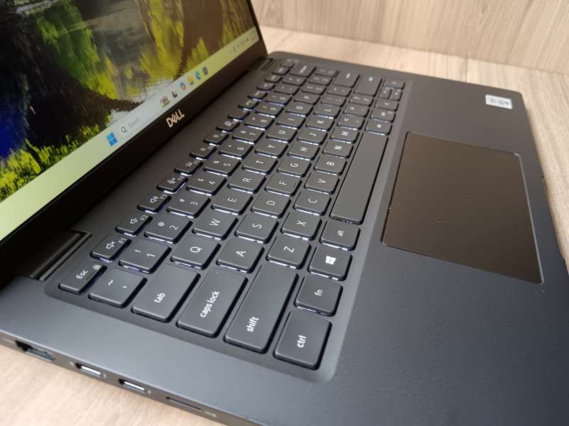 Dell Latitude 7410 i7 10th Gen Touchscreen + Free Laptop Bag