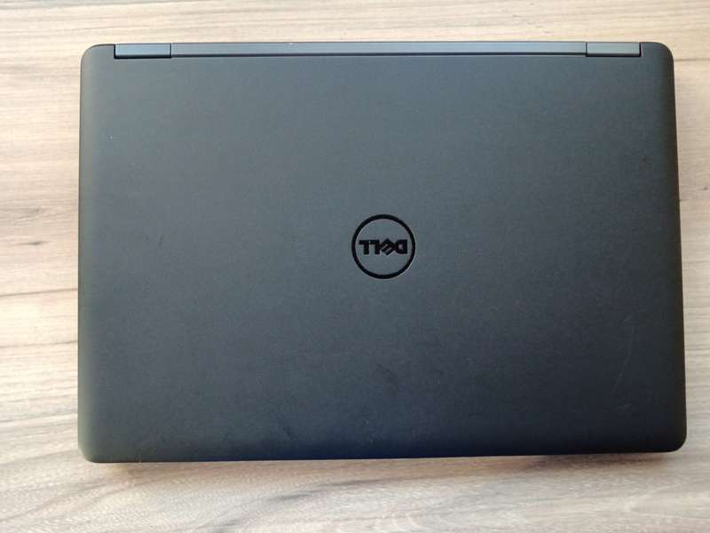 Dell latitude E5450 Intel Core i5 + Free Laptop Bag
