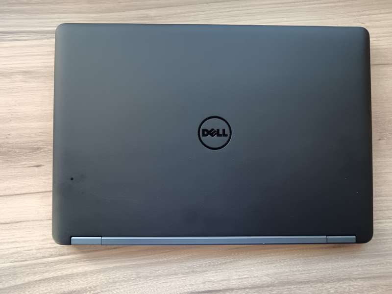 Dell latitude E5450 Intel Core i5 + Free Laptop Bag