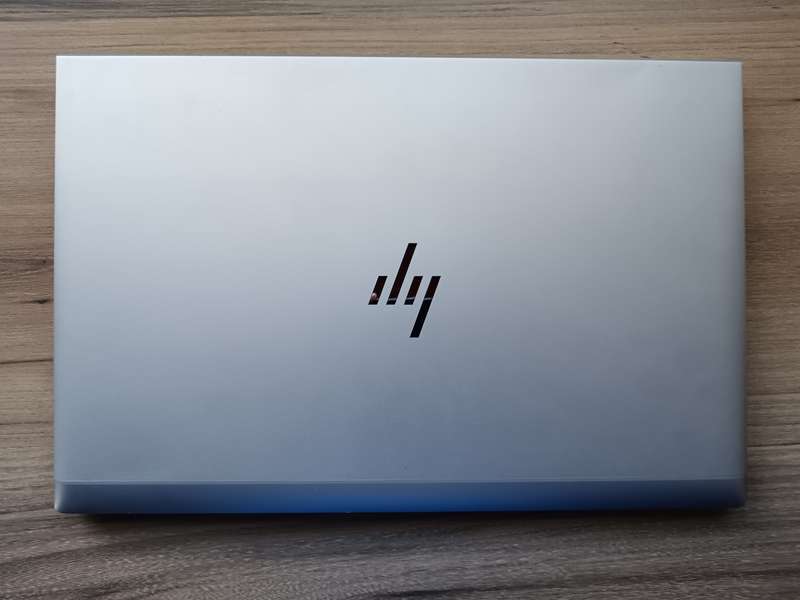 Hp EliteBook 840 G7 Intel Core i7 + Free Laptop Bag