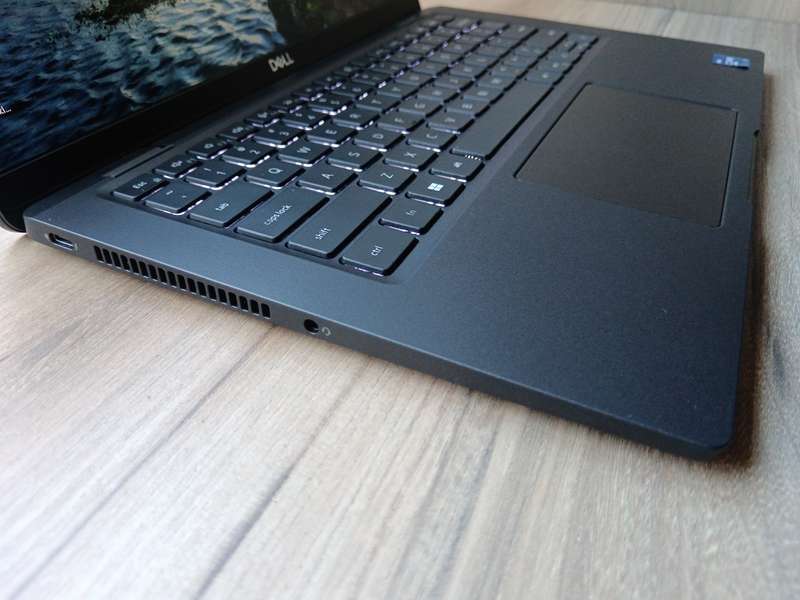 Dell Latitude 7420 i7 11th Gen + Free Laptop Bag