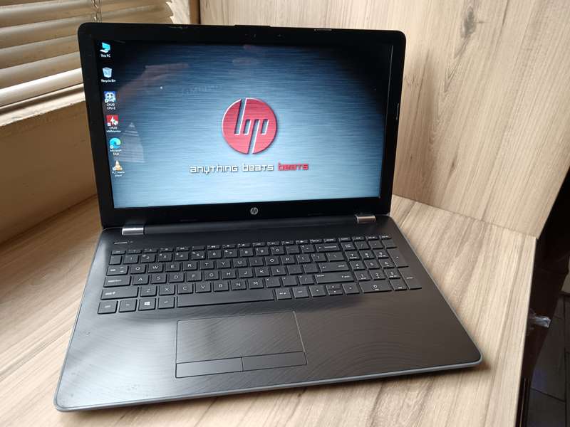 Hp Laptop 15-bs1xx Intel Core I5 + Free Laptop Bag