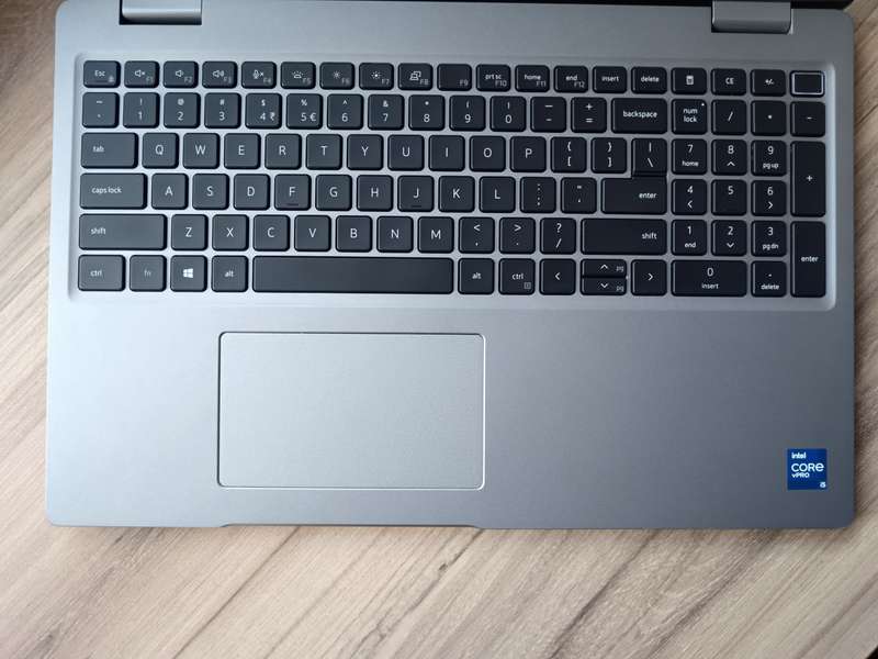 Dell Latitude 5520 Intel Core I5 11th Gen + Free Laptop Bag