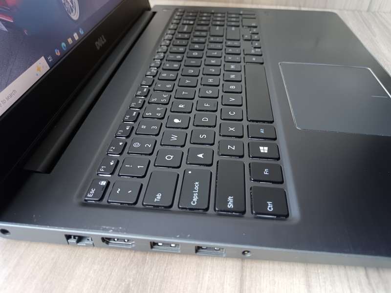 Dell Vostro 5568 Intel Core i5 + Free Laptop Bag