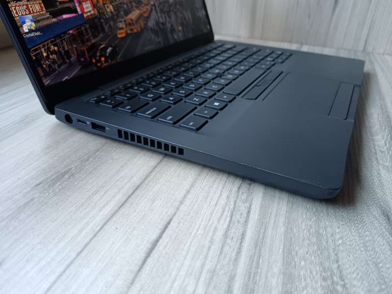 Dell Latitude 5400 Intel Core i7 + Free Laptop Bag