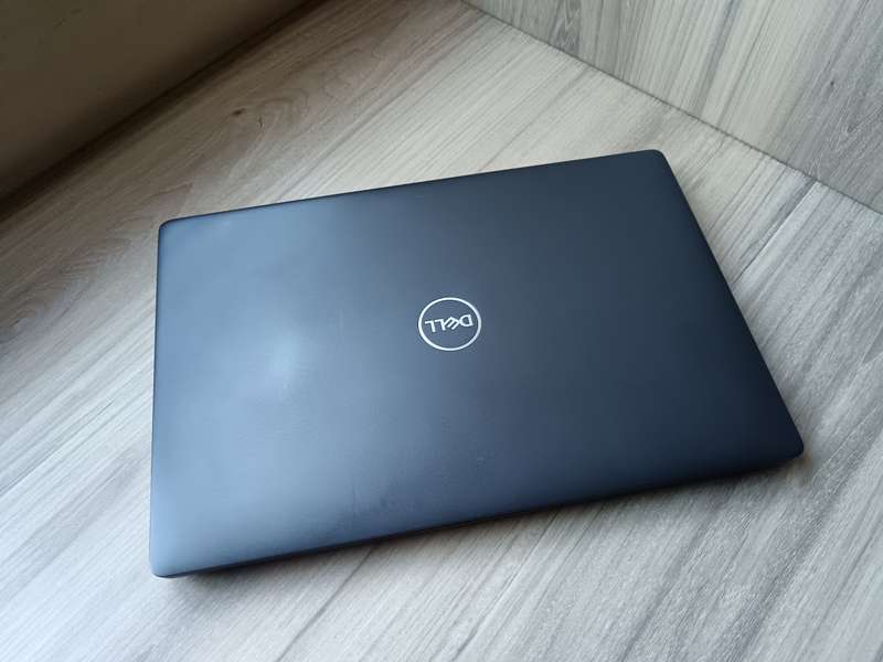 Dell Latitude 5400 Intel Core i7 + Free Laptop Bag