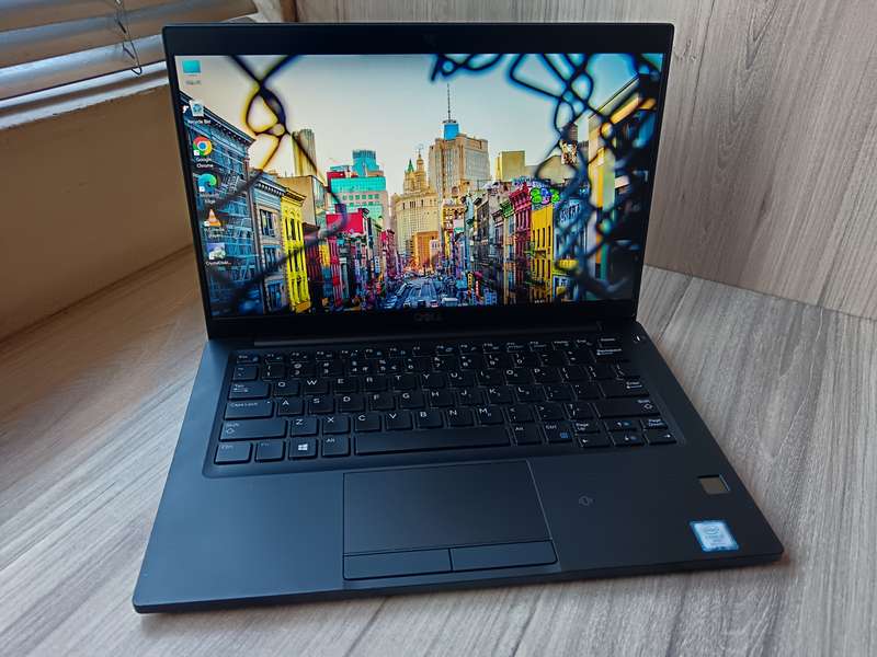Dell Latitude 7390 Intel Core I7 + Free Laptop Bag