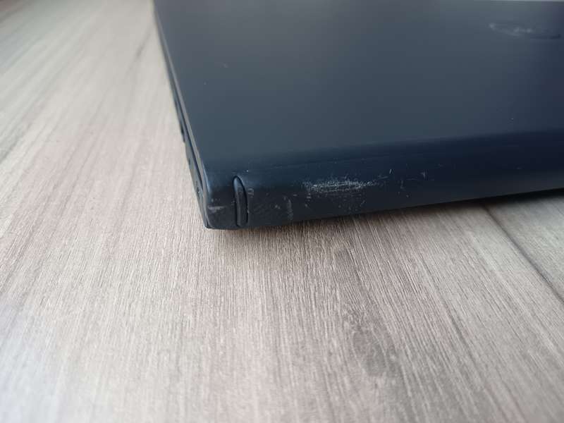 Dell Vostro 3510 Intel Core i5 + Free Laptop Bag
