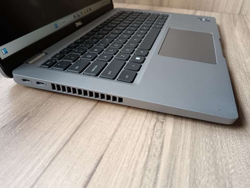 Dell Latitude 5430 i5 12th Gen + Free Laptop Bag