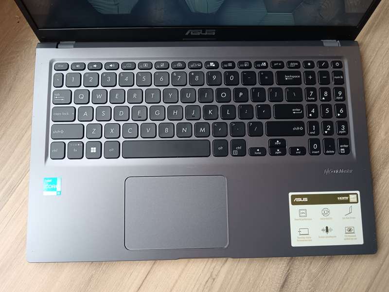 Asus Vivobook X515EA Intel Core I5 11th Gen + Free Laptop Bag