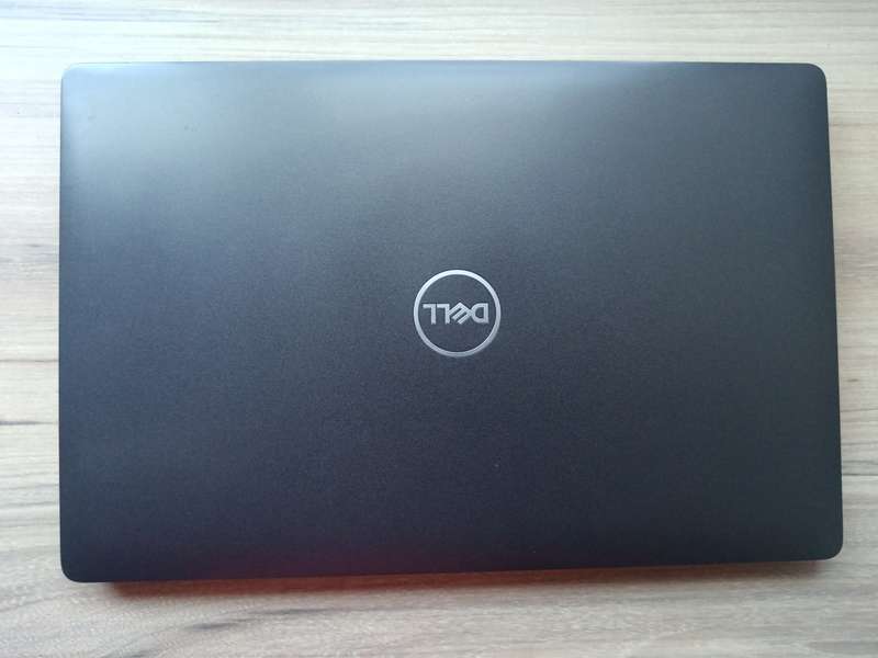 Dell Latitude 5500 Intel Core i5 + Free Laptop bag