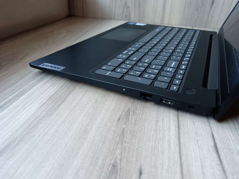 Lenovo V15 G3 Intel Core i5 12th Gen + Free Laptop Bag
