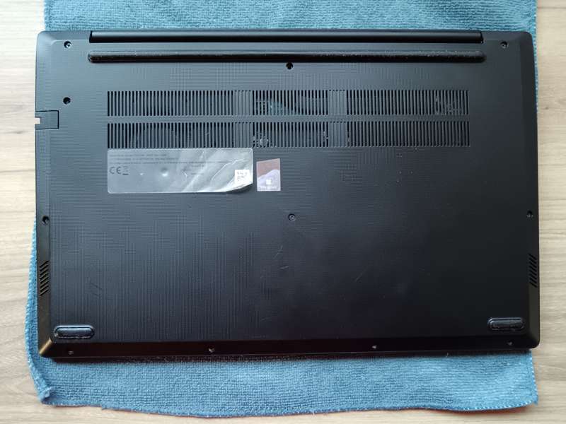 Lenovo V15 G3 Intel Core i5 12th Gen + Free Laptop Bag