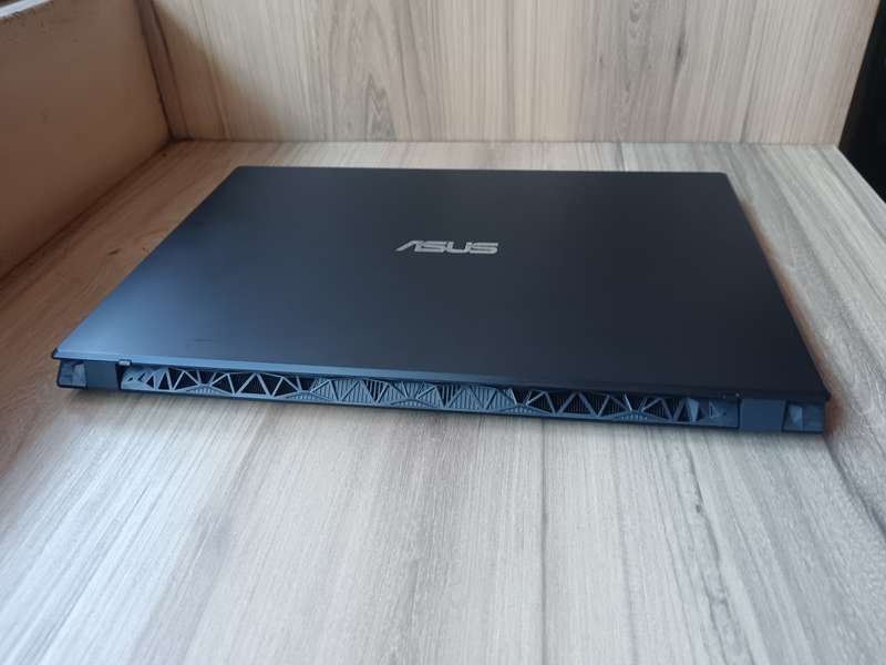 ASUS VivoBook 15 X571GT Intel Core i5 + Free Laptop Bag