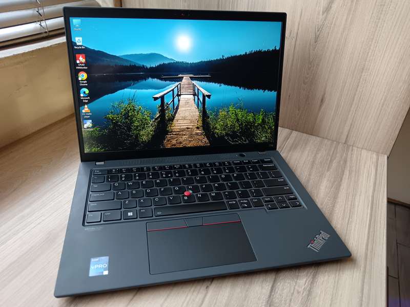 Lenovo Thinkpad T14 Gen 3 Touchscreen I7 12th Gen + Free Laptop Bag