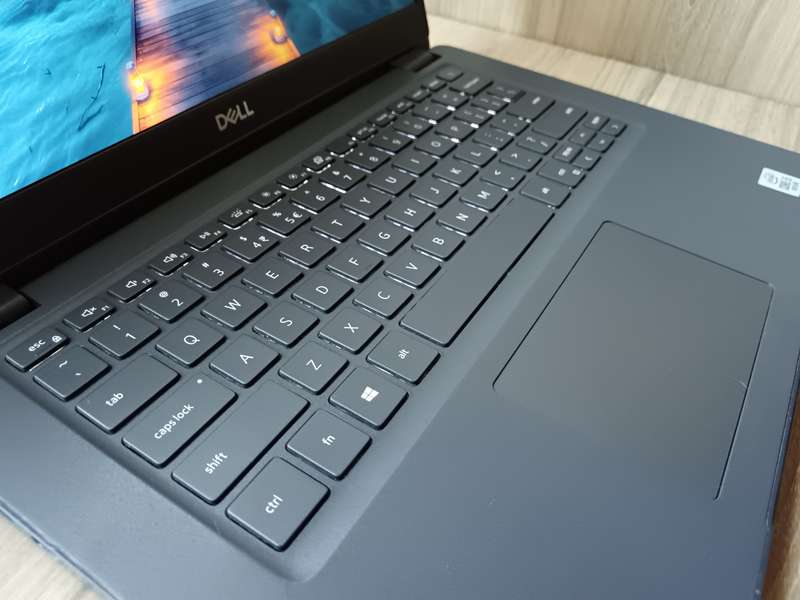 Dell Latitude 3410 Intel Core i5 10th Gen + Free Laptop Bag