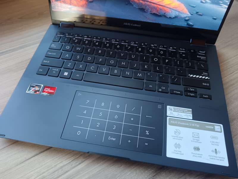 ASUS Vivobook S 14 Flip AMD Ryzen 5 + Free Laptop Bag