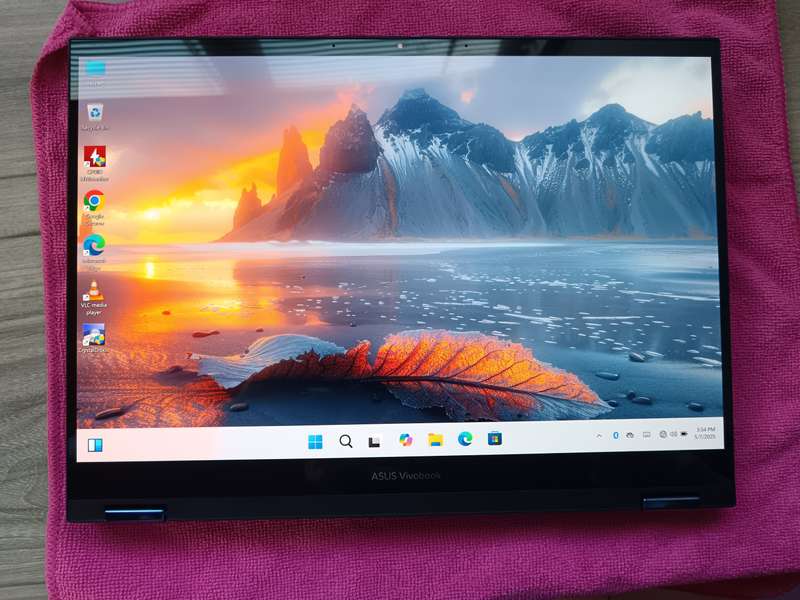 ASUS Vivobook S 14 Flip AMD Ryzen 5 + Free Laptop Bag