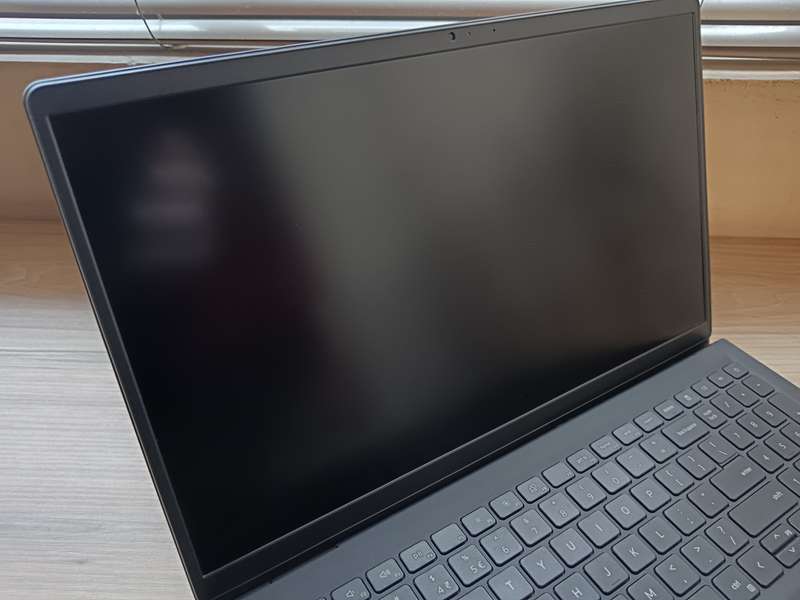 Dell Vostro 3520 Intel Core I3 12th Gen + Free Laptop Bag